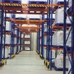 Heavy duty pallet racking system warehouse
